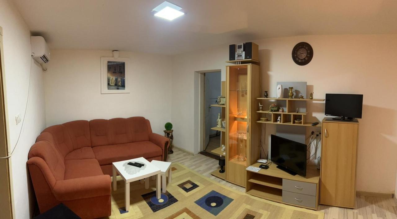Apartament Bojana12 *
